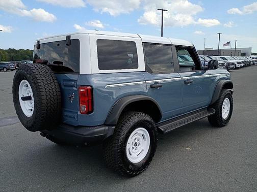 2025 Ford Bronco Heritage Edition
