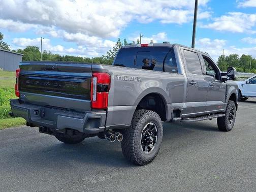 2025 Ford F-350 Platinum