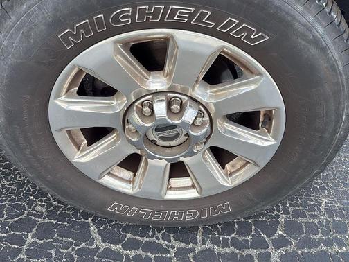 2022 Ford F-250 Platinum