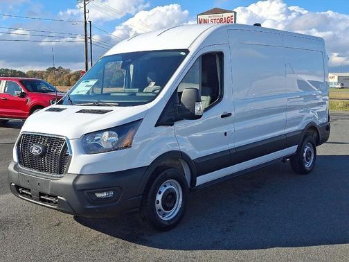 2026 Ford Transit-250 148 WB Medium Roof Cargo