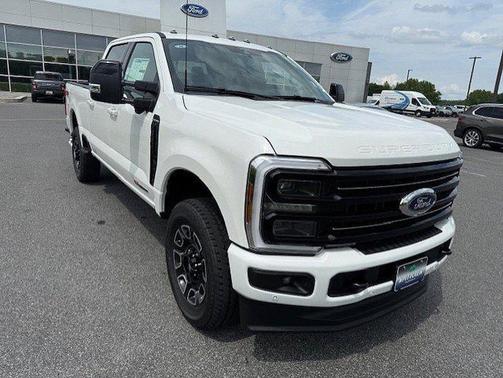 2025 Ford F-350 Platinum