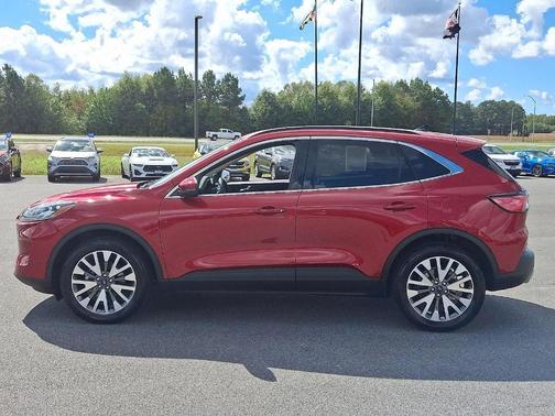 2020 Ford Escape Titanium