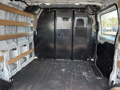 2022 Ford Transit-250 