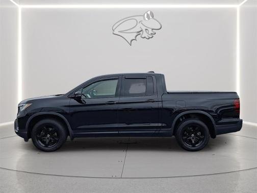 Crystal Black Pearl 2023 Honda Ridgeline BLACK EDITION
