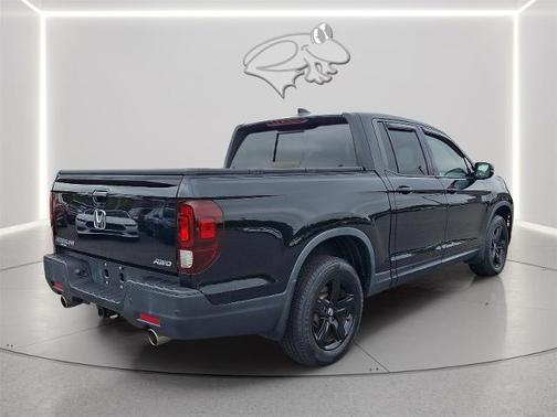 Crystal Black Pearl 2023 Honda Ridgeline BLACK EDITION