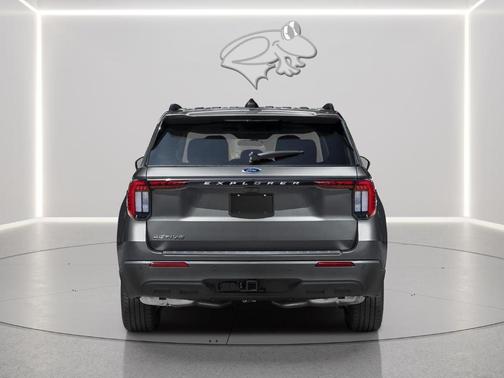 Carbonized Gray 2026 Ford Explorer Active