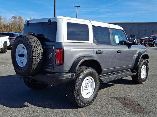2025 Ford Bronco Heritage Edition