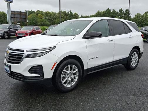 2024 Chevrolet Equinox LS