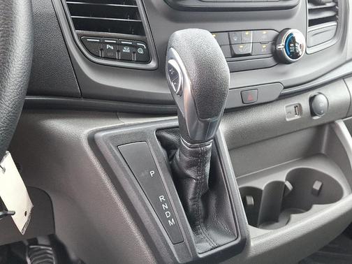 2025 Ford Transit-250 130 WB