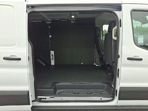 2025 Ford Transit-250 130 WB