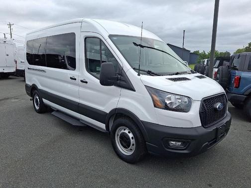 2025 Ford Transit-350 XLT 148 WB Medium Roof Passenger