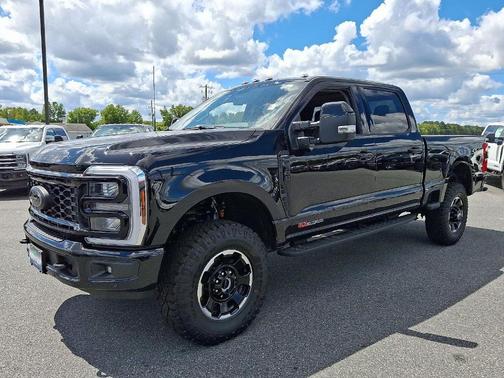 2025 Ford F-350 Lariat Super Duty
