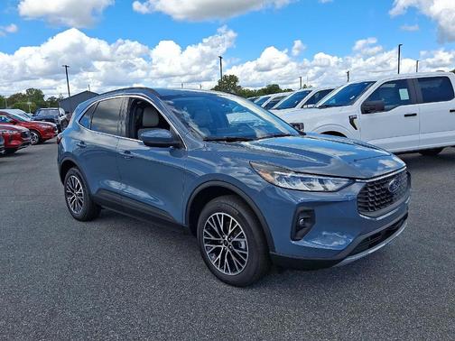2025 Ford Escape PHEV