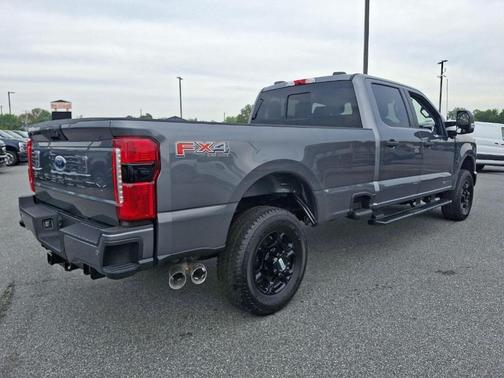 2026 Ford F-350 XLT