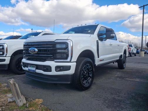 2025 Ford F-250 Platinum