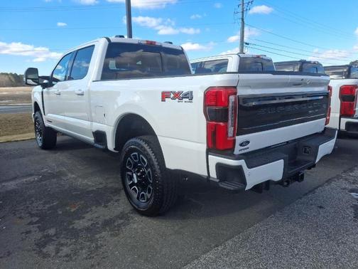 2025 Ford F-250 Platinum