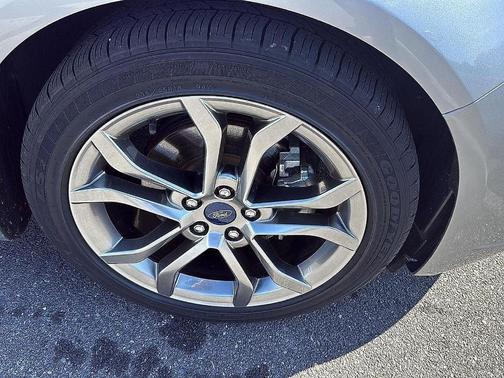 2020 Ford Fusion SEL