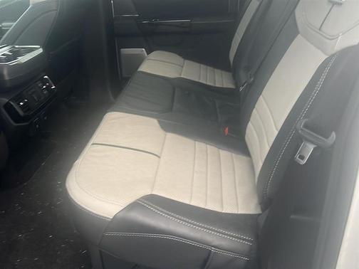 2022 Ford F-150 Lightning XLT