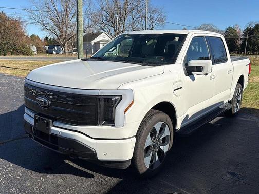 2022 Ford F-150 Lightning XLT