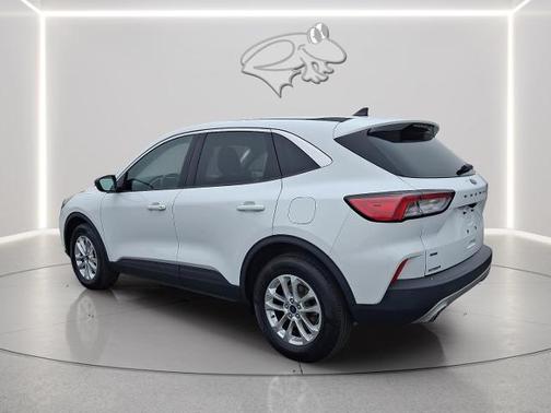 OXFORD WHITE 2022 Ford Escape SE