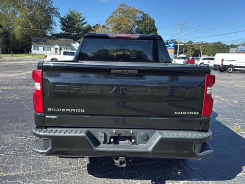 2021 Chevrolet Silverado 1500 Custom