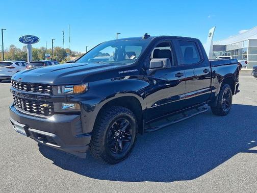2021 Chevrolet Silverado 1500 Custom