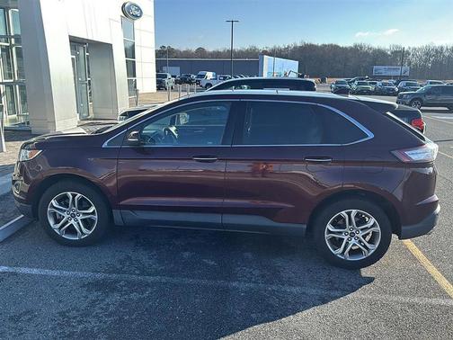 2017 Ford Edge Titanium