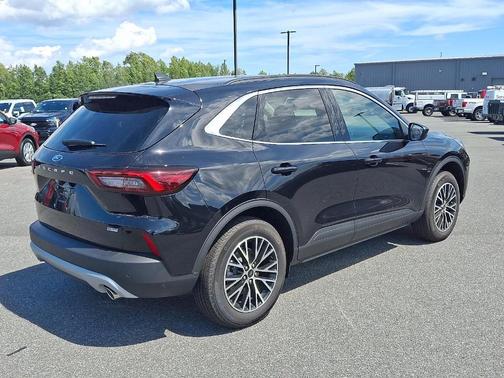 2025 Ford Escape PHEV
