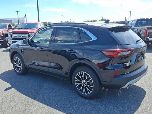 2025 Ford Escape PHEV