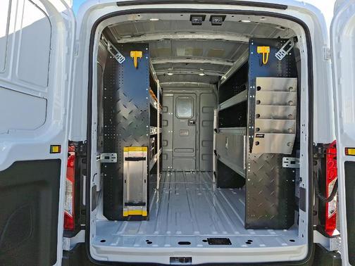 2026 Ford Transit-250 148 WB Medium Roof Cargo