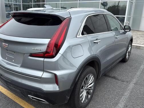 Silver Metallic 2024 Cadillac XT4 Premium Luxury