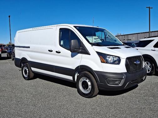 2025 Ford Transit-250 130 WB