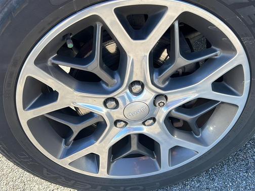 2020 Jeep Grand Cherokee Overland