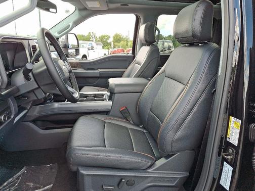 2025 Ford F-350 Lariat Super Duty