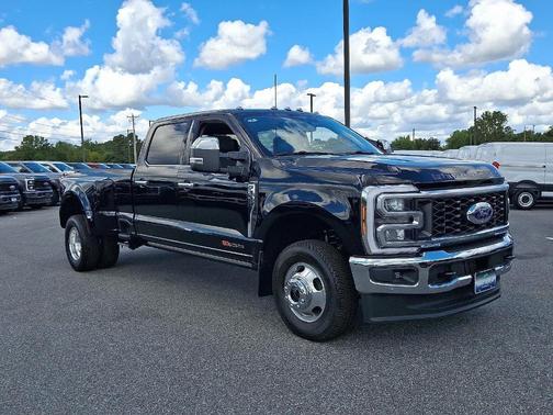 2025 Ford F-350 Lariat Super Duty