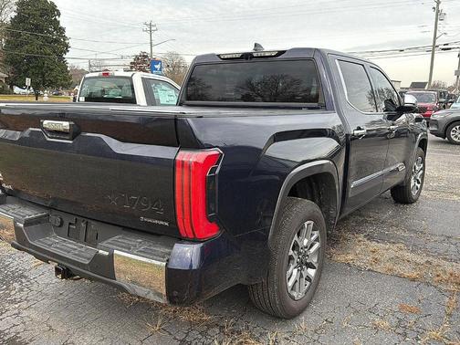 2025 Toyota Tundra Hybrid 1794 Edition
