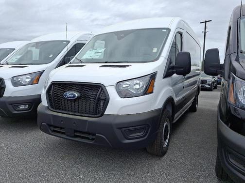2025 Ford Transit-250 148 WB Medium Roof Cargo