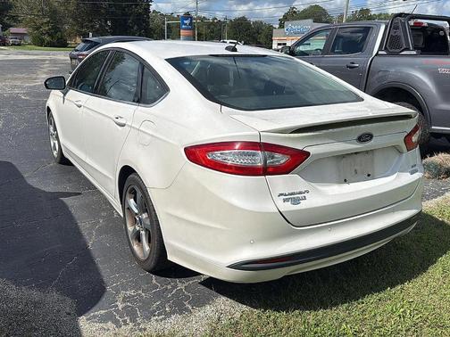 2013 Ford Fusion SE