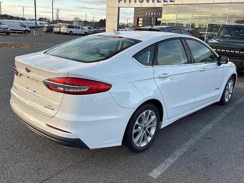 2019 Ford Fusion Hybrid SE