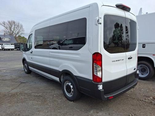 2025 Ford Transit-350 XL