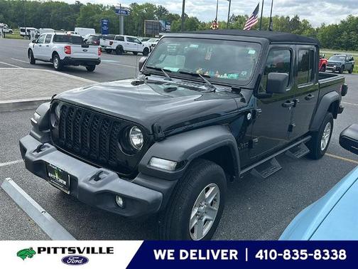 Black Clearcoat 2020 Jeep Gladiator SPORT