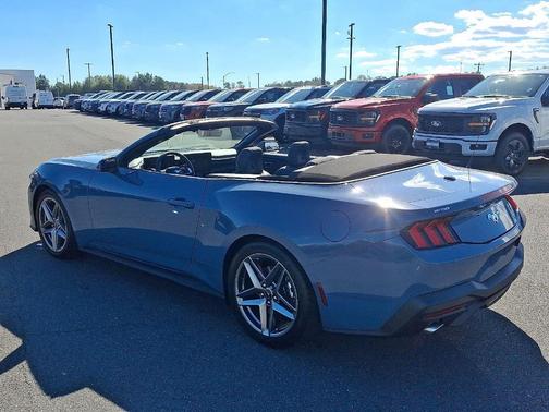 2025 Ford Mustang EcoBoost Premium