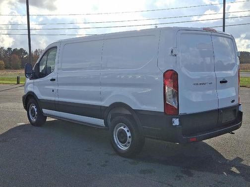 2025 Ford Transit-150 130WB