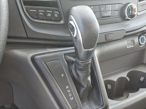 2025 Ford Transit-150 130WB