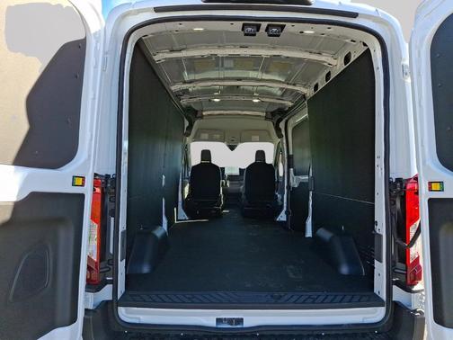 Oxford White 2026 Ford Transit-250 148 WB Medium Roof Cargo