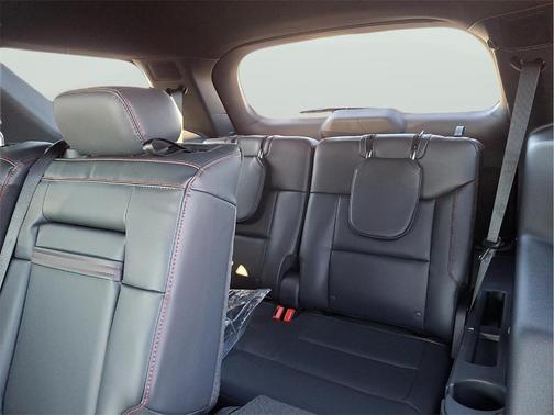 Agate Black 2026 Ford Explorer ST-Line