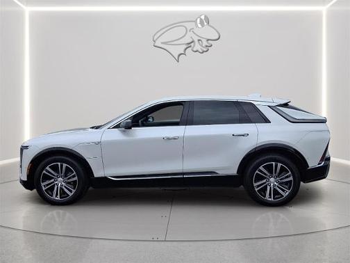 Crystal White Tri-Coat 2025 Cadillac LYRIQ LUXURY