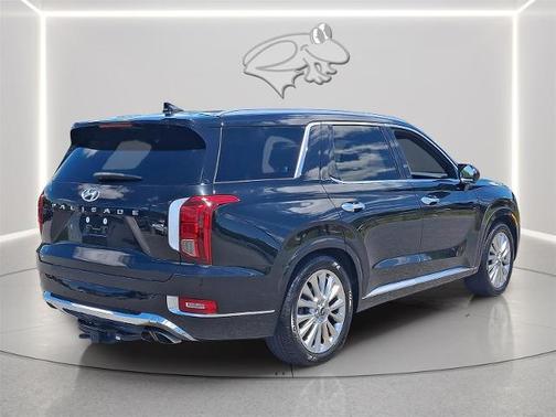 Becketts Black 2020 Hyundai PALISADE LIMITED