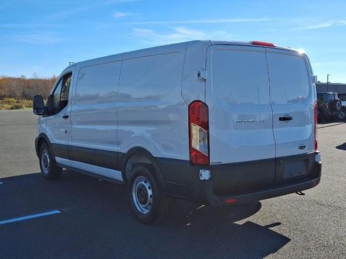 2025 Ford Transit-150 130 WB