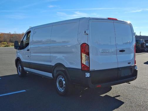 2025 Ford Transit-150 130 WB